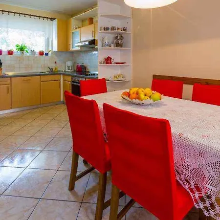 In 5568 Apartman