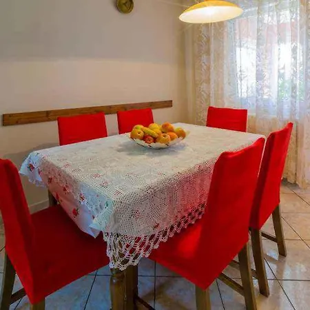 Apartman In 5568 Crikvenica